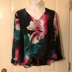 Jennifer Lopez Flower Blouse